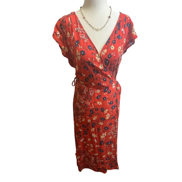 H&M Red Floral Lined Cap-Sleeved Wrap Dress (Size 6) - Picture 1 of 7